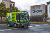 AGERE testa novo veículo de limpeza elétrico