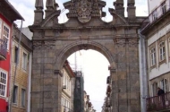 Arch of Souto street, also known as New Door 