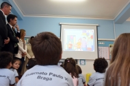 A Educação como pilar central da Sociedade
 - imagem #13