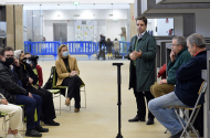 Conversas na Praça recupera tradição da Maçã Porta-da-Loja
