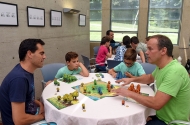 Aprender e brincar com jogos de tabuleiro na Ludoteca da Estufa