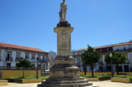 Estátua de D. Pedro V