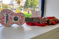 Posto de Turismo acolhe exposição de instrumentos musicais artesanais