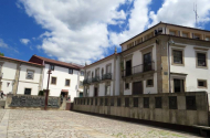Monumento aos Arcebispos de Braga - imagem #2
