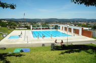 Hasta pública para exploração dos bares das piscinas das Parretas e da Ponte