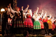 Festival Internacional de Folclore divulga etnografia de nove países

 - imagem #1