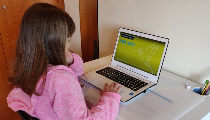 Município de Braga mantém programa de enriquecimento curricular nas plataformas digitais