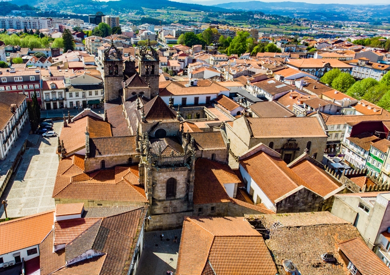 Município reforça aposta na rede WiFi no centro histórico