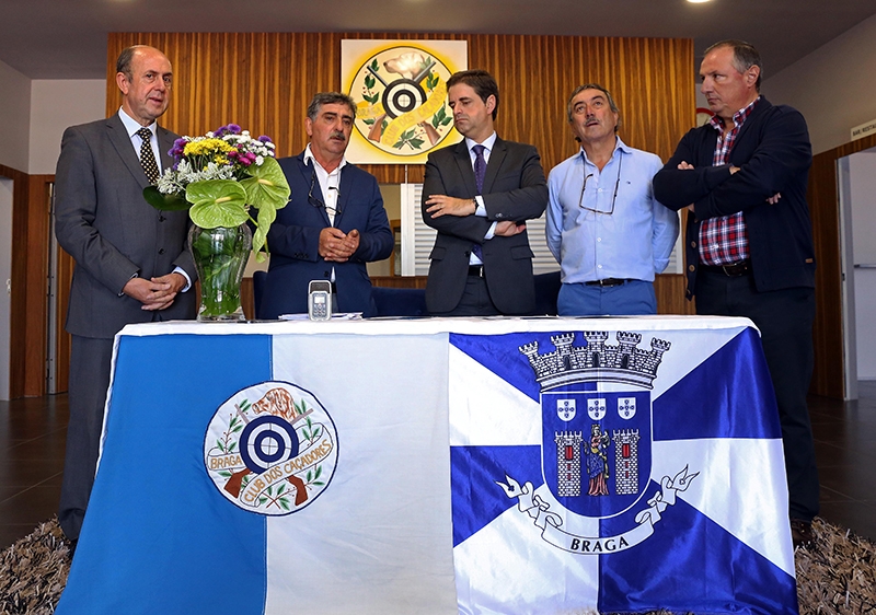 Município e Clube de Caçadores assinam contrato de cedência de gestão do Campo de Tiro de Braga