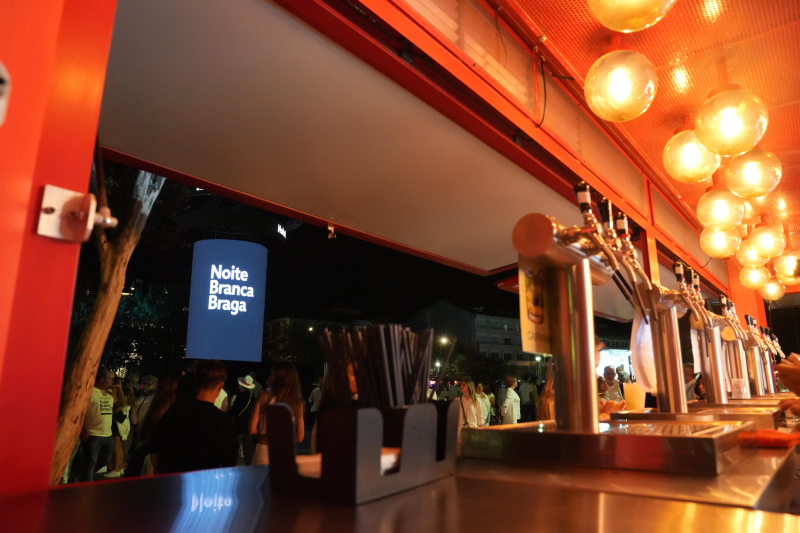 Hasta pública para exploração de contentores e quiosques de venda de bebidas na Noite Branca de Braga 2026