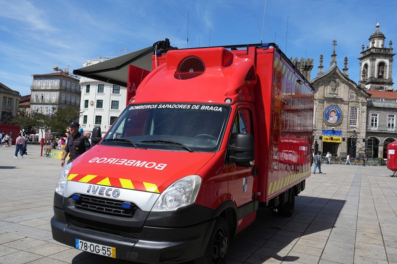 Novo veículo dos Bombeiros Sapadores de Braga é mais-valia para segurança de pessoas e bens