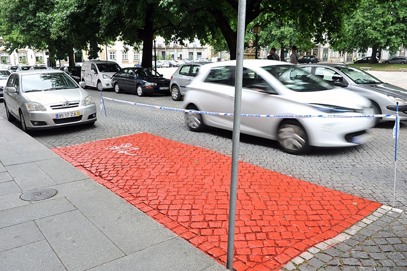 Espaço Público Bracarense recebe Trotinetes Eléctricas e mais Bicicletários