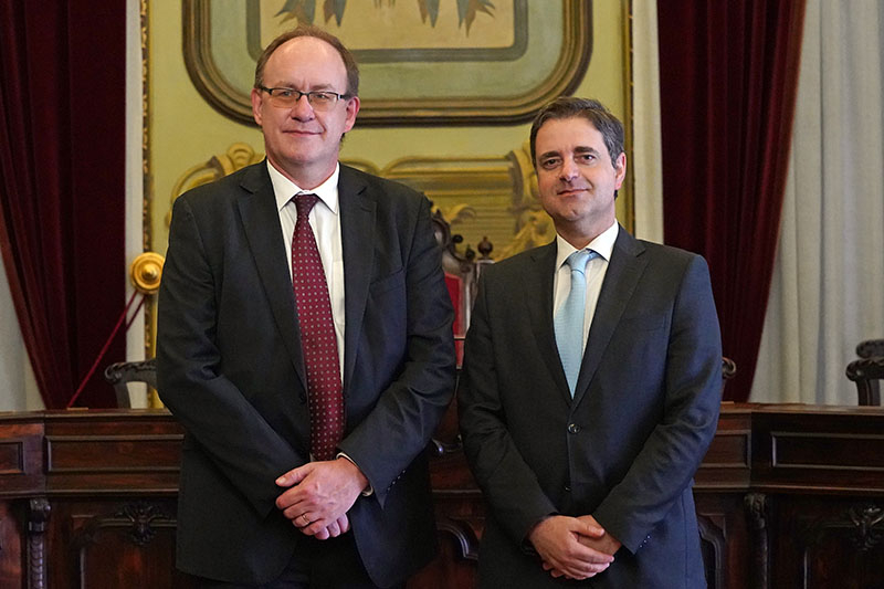 Ricardo Rio recebeu Embaixador do Reino Unido em Portugal