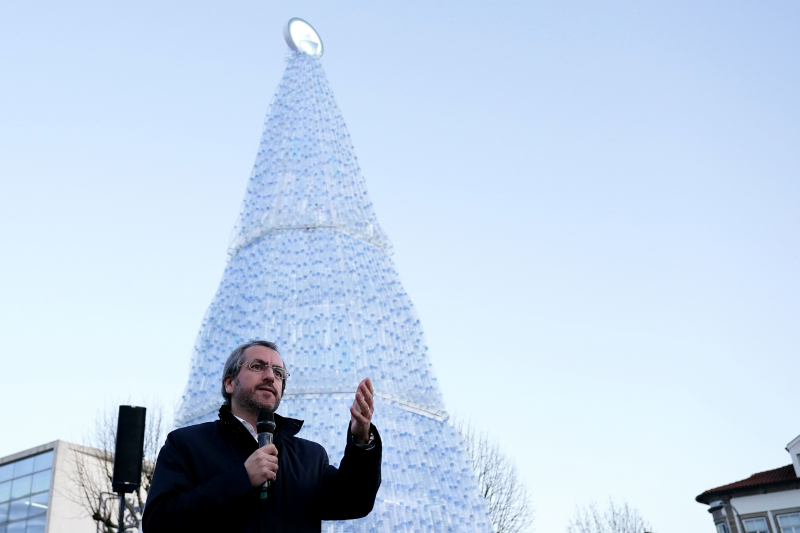 AGERE inaugurou 'Árvore da Sustentabilidade' no Largo do Pópulo