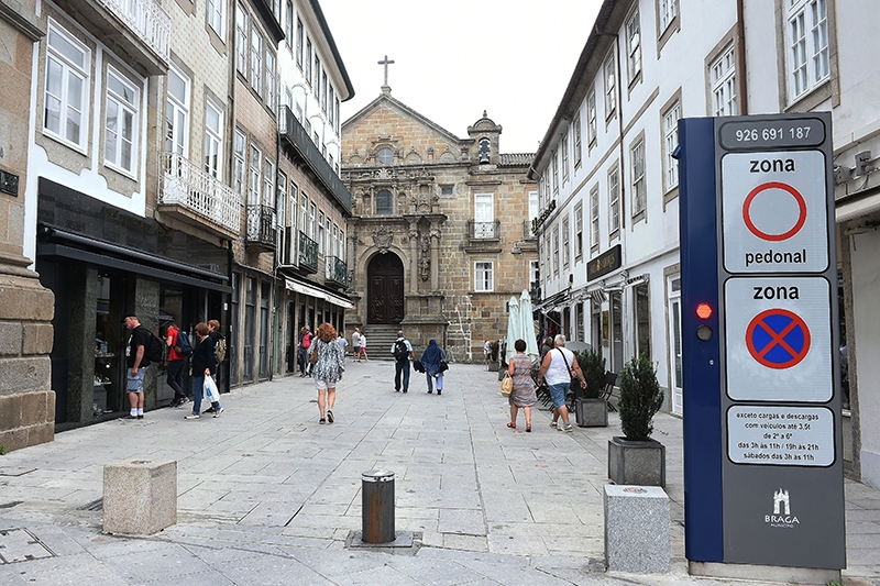 Município introduz novas regras de acesso automóvel no Centro Histórico