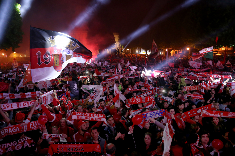 Braga instala ecrã gigante para transmissão do Freiburg x SC Braga