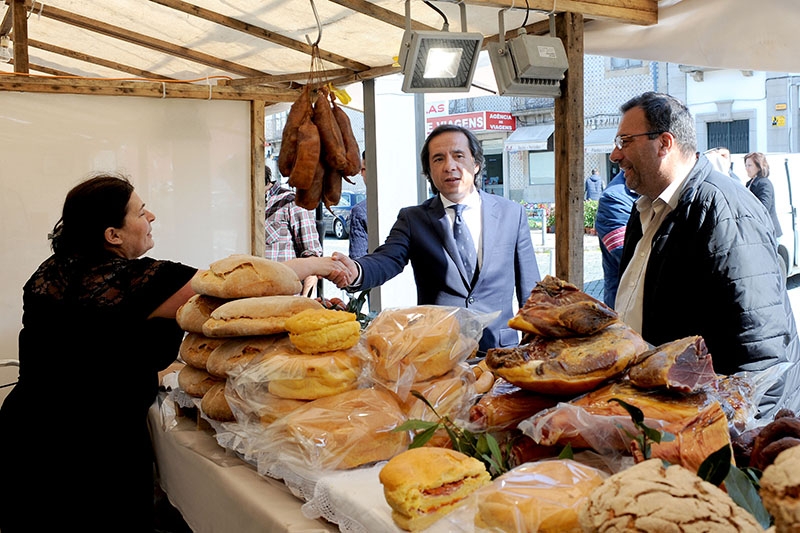 Mercado promove sabores e tradições da Páscoa