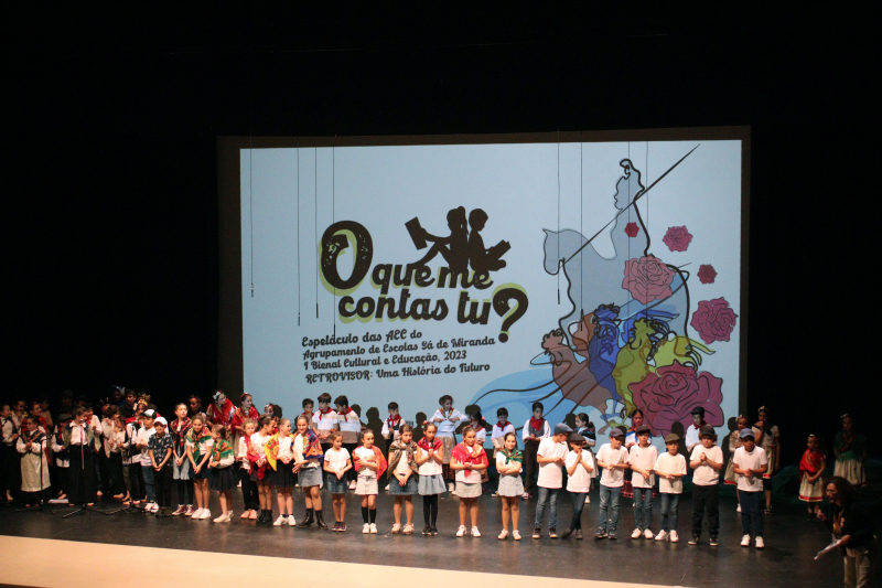 Sarau artístico reuniu comunidade educativa no Espaço Vita