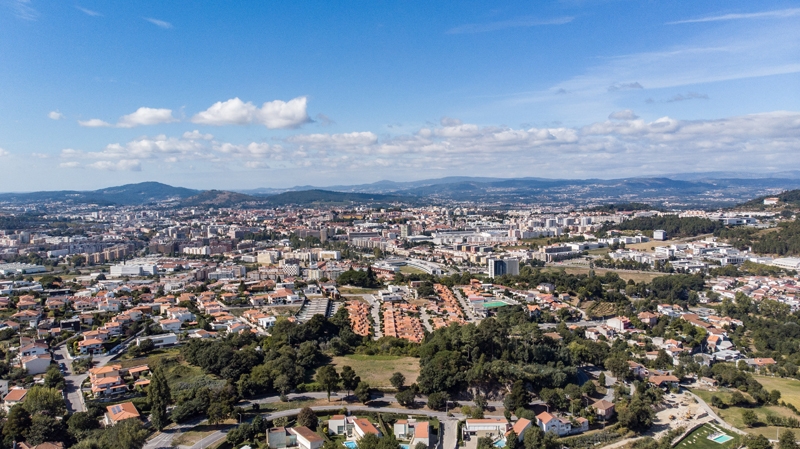 Braga assina compromisso com o Pilar Europeu dos Direitos Sociais