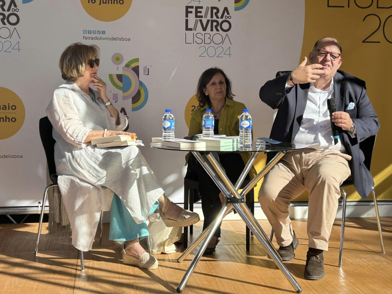 Lídia Jorge apresentou Obras de Maria Ondina Braga na Feira do Livro de Lisboa
