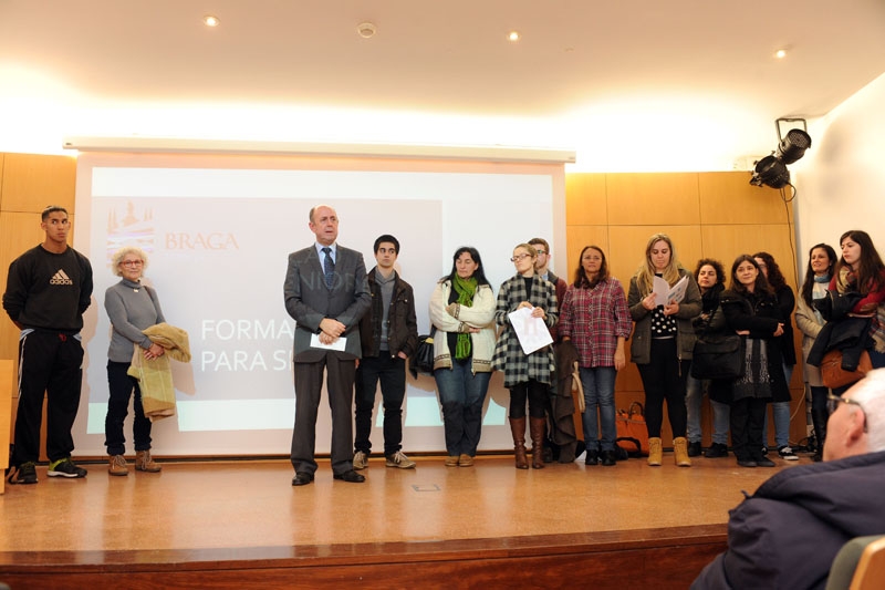 Seniores Bracarenses aprendem inglês e informática 