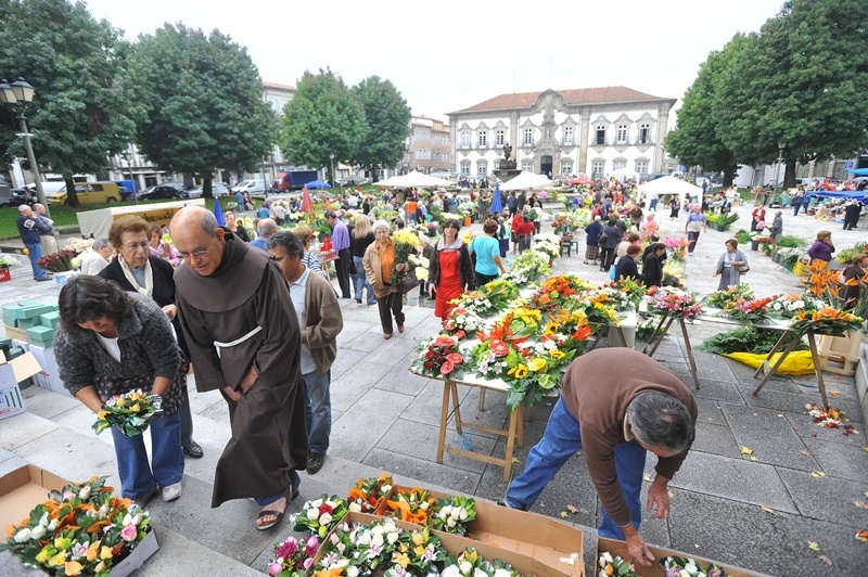 Mercado das Flores na Praça do Município

