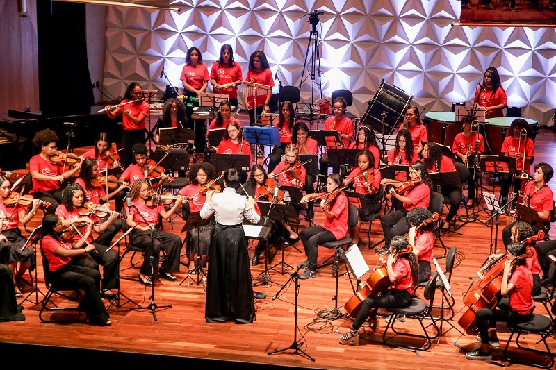 Orquestra Sinfónica Chiquinha Gonzaga do Brasil dá concerto em Braga