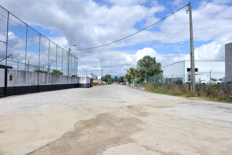 Município adjudica empreitada de requalificação do Parque Industrial de Padim da Graça