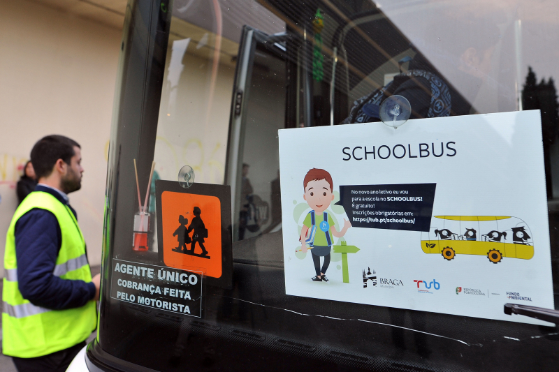 Braga vai implementar serviço de transporte escolar para os alunos do Concelho