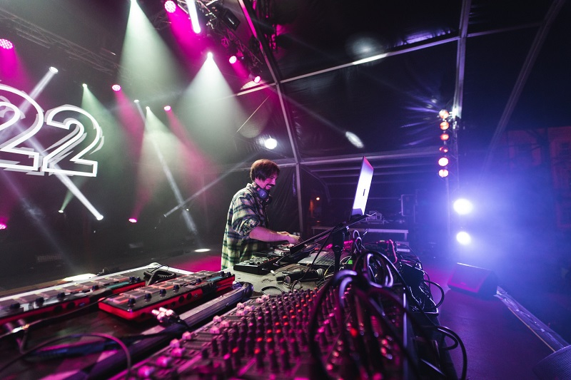 Abertas as inscrições para o concurso de Dj’s “Young White Night Music”