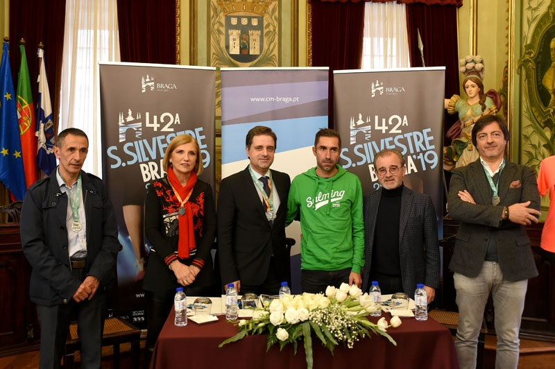 Participantes da S. Silvestre desfrutam do ‘ambiente especial’ de Braga na época natalícia