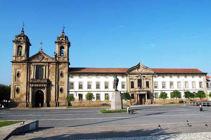 Regulamentos Municipais mais simples e transparentes